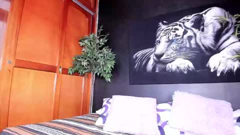 Anahi online show from 20, 2, 2025