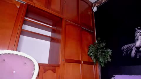 Anahi online show from 4, 12, 2025