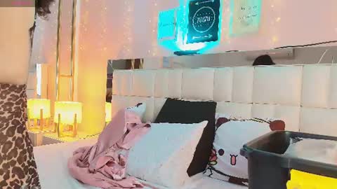 Snapshot of anahi_maite chatting on 31, 7, 2026 Anahi online show from 31, 7, 2026