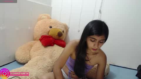 Anahi Browns online show from 19, 2, 2025