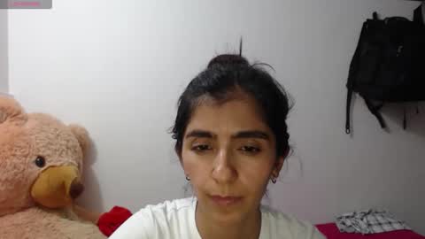 Anahi Browns online show from 5, 5, 2026