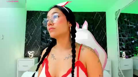 Im Sara  online show from 28, 7, 2026