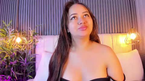  Anais clark  online show from 22, 7, 2026