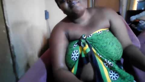 Snapshot of analslut1987 chatting on 20, 2, 2025 analslut1987 online show from 20, 2, 2025