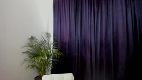 Snapshot of anamarieh chatting on 15, 1, 2025 Ann online show from 15, 1, 2025