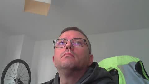 Snapshot of anarchox chatting on 6, 10, 2025 Andi online show from 6, 10, 2025