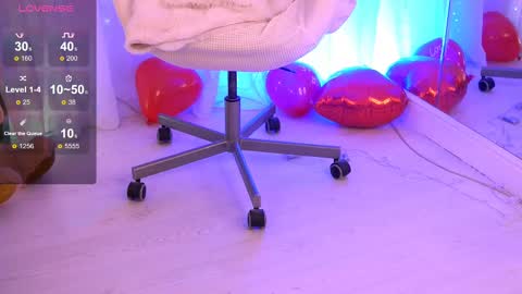 Anna online show from 6, 3, 2025