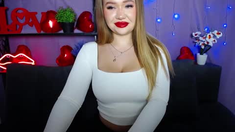 Snapshot of anastacyyellig chatting on 7, 3, 2025 anastacyyellig online show from 7, 3, 2025