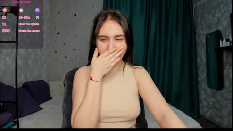 Snapshot of anastasia_gold1 chatting on 2, 2, 2025 anna online show from 2, 2, 2025