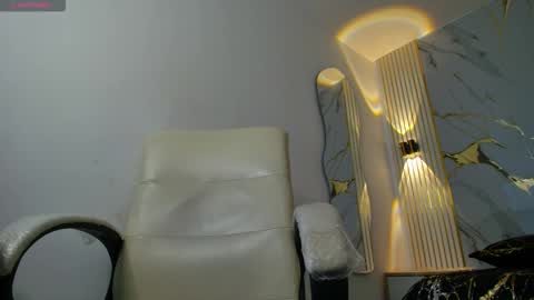 Snapshot of anastasia_stiile chatting on 18, 10, 2025 Anastasia online show from 18, 10, 2025