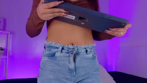 Kendra  online show from 12, 7, 2026