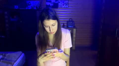 Ashley Cooper online show from 1, 11, 2025