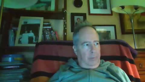 Snapshot of andre6045 chatting on 8, 3, 2026 andre6045 online show from 8, 3, 2026