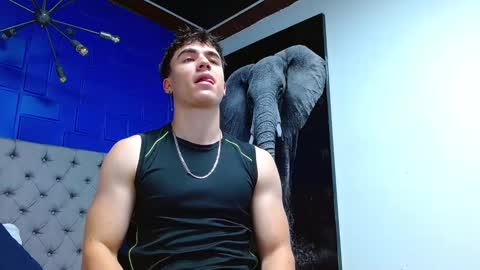 Snapshot of andre_parker chatting on 8, 1, 2025 Andre Parker online show from 8, 1, 2025