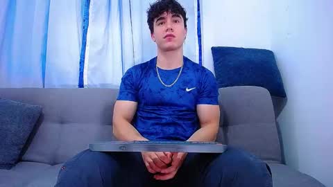 Snapshot of andre_parker chatting on 9, 9, 2025 Andre Parker online show from 9, 9, 2025