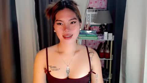 andrea06121998 online show from 9, 4, 2026