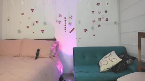 ANDREA IM INDEPENDENT MODEL online show from 18, 1, 2025