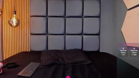 Snapshot of andrea_love01 chatting on 22, 10, 2025  ANDREA  online show from 22, 10, 2025