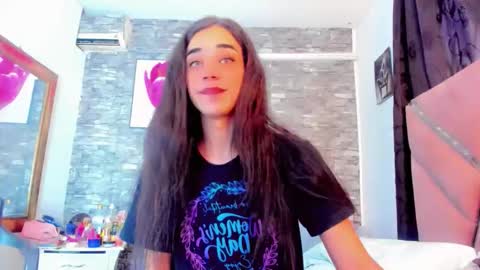 ANDREINA online show from 3, 5, 2026