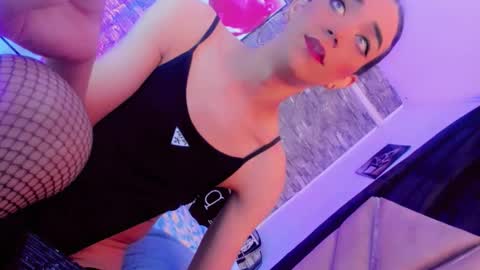 ANDREINA online show from 6, 5, 2026