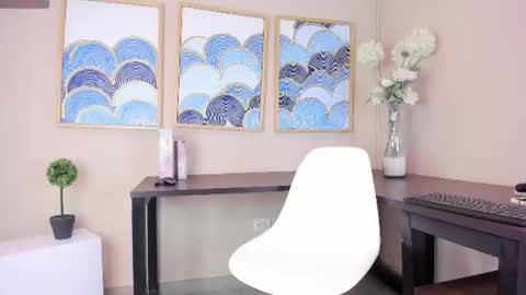 Andrea Zoelins online show from 4, 7, 2026