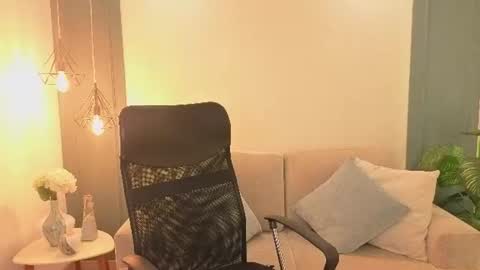 Andre Castaneda online show from 8, 8, 2026