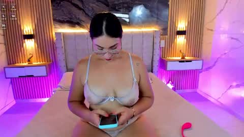 Andreina Fierro  Ig Andreinafierro26 online show from 5, 5, 2026