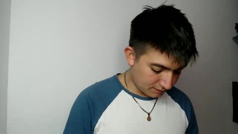 andres02smile848901 online show from 11, 5, 2026