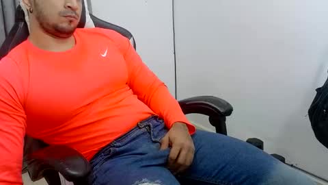 andres180950734 online show from 14, 4, 2026