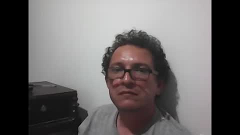 andresfloga online show from 18, 10, 2025