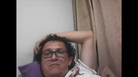 andresfloga online show from 23, 12, 2025