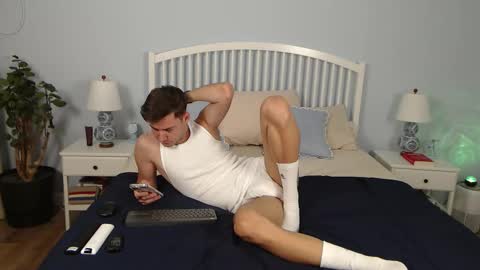 Justin Andrew online show from 3, 10, 2025