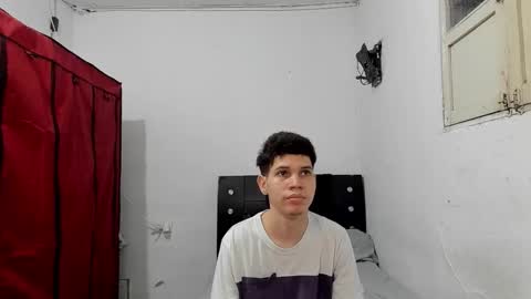 andrew_2811 online show from 11, 2, 2026