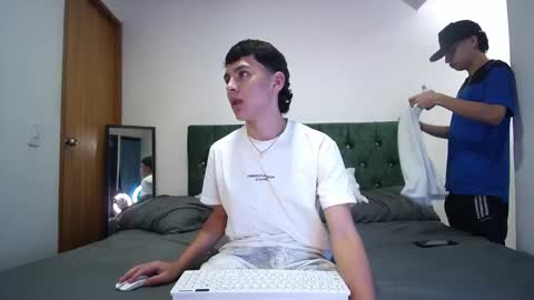 andrew restrepo online show from 23, 9, 2025