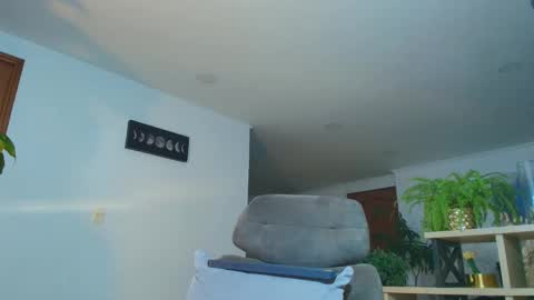 ANDREW WEST online show from 1, 12, 2025