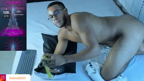 Snapshot of andrewl0321 chatting on 3, 12, 2024 Follow me in Fansly     online show from 3, 12, 2024