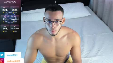 Snapshot of andrewl0321 chatting on 3, 3, 2025 Follow me in Fansly     online show from 3, 3, 2025