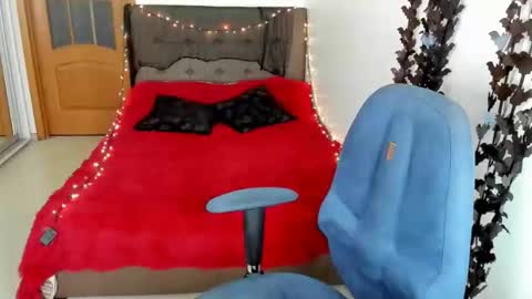 andrianabelle online show from 8, 10, 2025