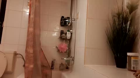 Snapshot of andris40 chatting on 18, 1, 2026 andris40 online show from 18, 1, 2026