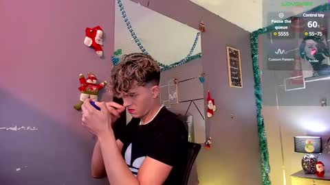 Snapshot of andrius_24 chatting on 18, 12, 2024 online show from 18, 12, 2024