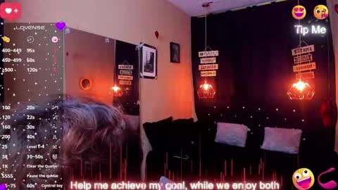 Snapshot of andrius_24 chatting on 18, 9, 2025 online show from 18, 9, 2025