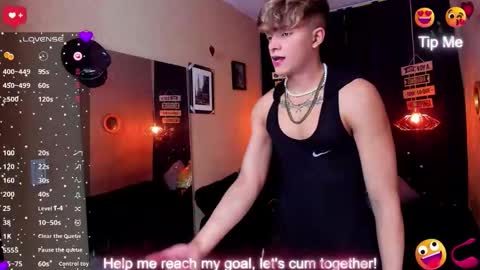 Snapshot of andrius_24 chatting on 15, 12, 2025 online show from 15, 12, 2025