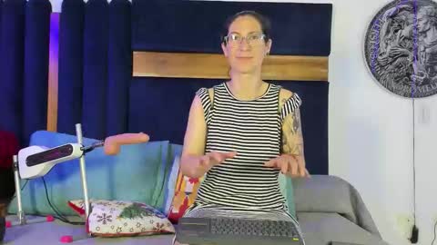 andromedajade_ online show from 13, 3, 2026