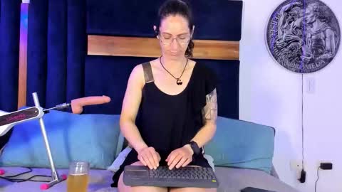 andromedajade_ online show from 18, 3, 2026