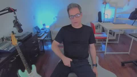 Andrew online show from 17, 9, 2025