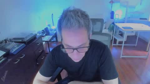 Andrew online show from 18, 11, 2025