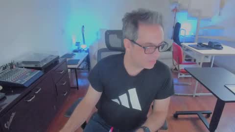 Andrew online show from 17, 12, 2025