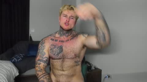 Snapshot of andy_hunk chatting on 8, 1, 2025 Andrew online show from 8, 1, 2025