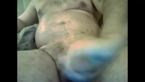 Snapshot of andyberlus chatting on 5, 6, 2026 andyberlus online show from 5, 6, 2026