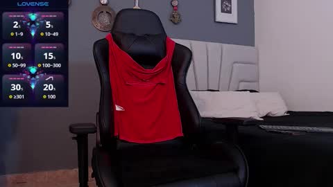 Snapshot of andyblass chatting on 15, 10, 2025 AndyBlass online show from 15, 10, 2025